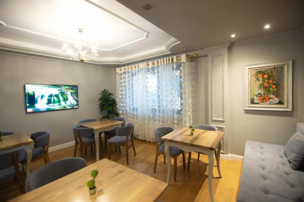 Vila Mariss Korce Hotel