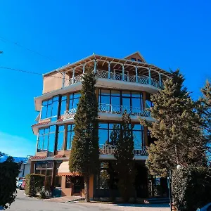 3* Ξενοδοχείο Konti