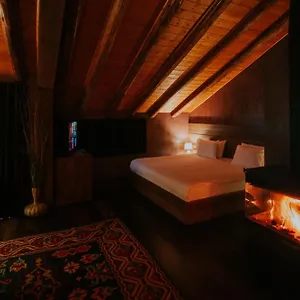 Dim's & Restaurant Hotel
